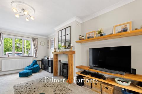 38 Boadicea Way, Colchester, CO2 9BE