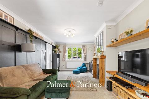38 Boadicea Way, Colchester, CO2 9BE