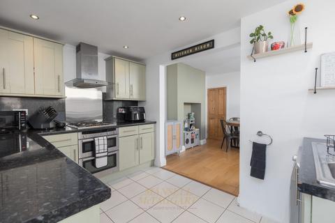 3 bedroom semi-detached house for sale, Brookhill Road, Crawley RH10