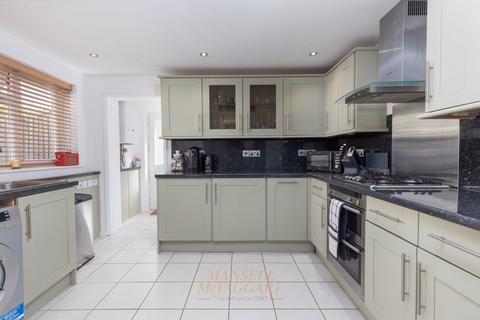 3 bedroom semi-detached house for sale, Brookhill Road, Crawley RH10