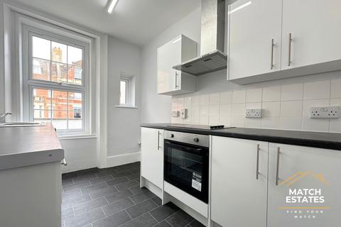 2 bedroom apartment to rent, Sandgate Road, Folkestone CT20