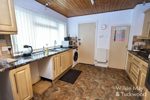 3 bedroom detached bungalow for sale, Woolavington Hill, Woolavington, Bridgwater TA7