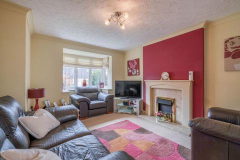 3 Bourne Close, Kington, Worcester, WR7 4LF