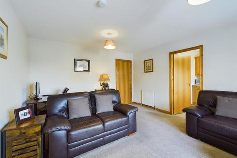 8 Jedburgh Place, Perth, PH1 1SJ