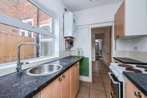 323 Gordon Road, Thorneywood, Nottingham, NG3 2LH
