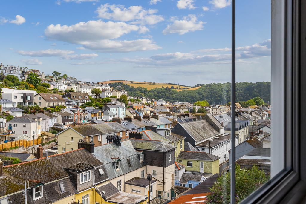5 Window 69 South Ford Road Dartmouth - 250714