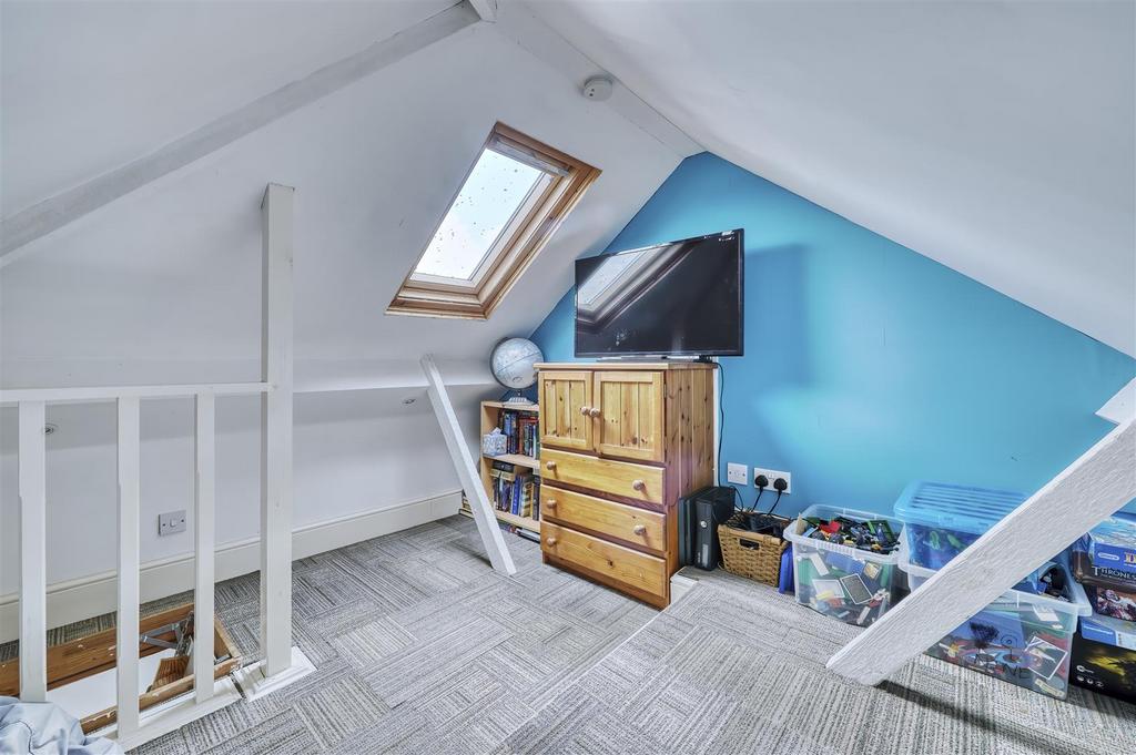 75 Wharf Rd Higham-22.jpg