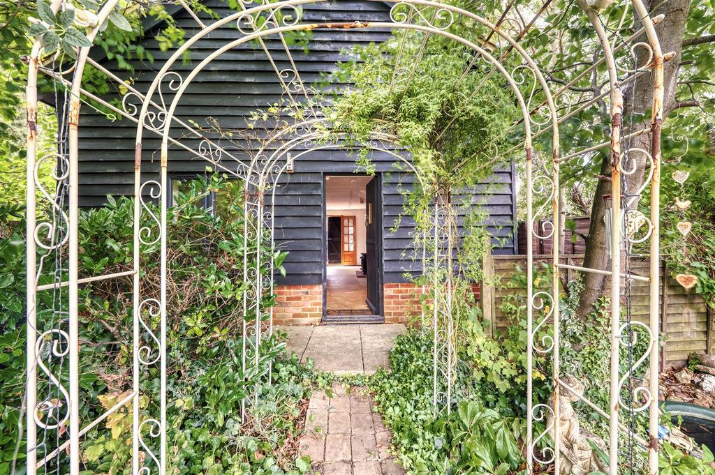 75 Wharf Rd Higham-27.jpg