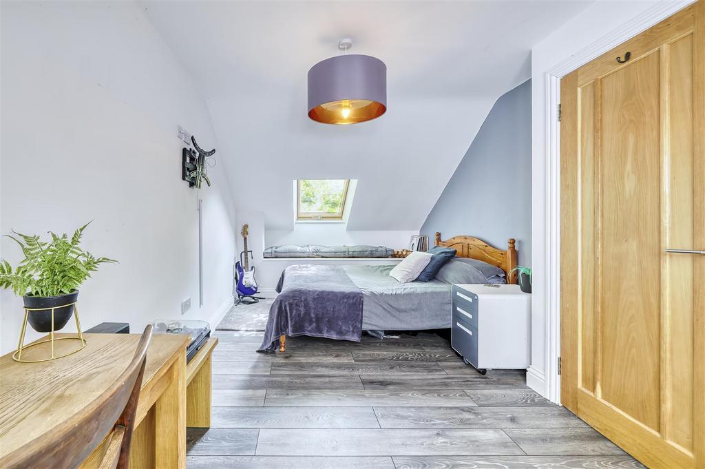 75 Wharf Rd Higham-35.jpg