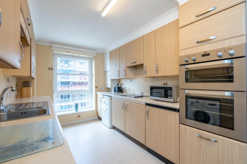 Kitchen.jpg
