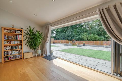 5 bedroom detached house for sale, Birmingham Road, Marlbrook, B61