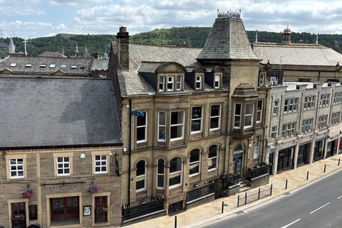 Pub for sale, 24 Fountain Street, West Yorkshire, HX1 1LW