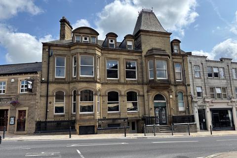 Pub for sale, 24 Fountain Street, West Yorkshire, HX1 1LW