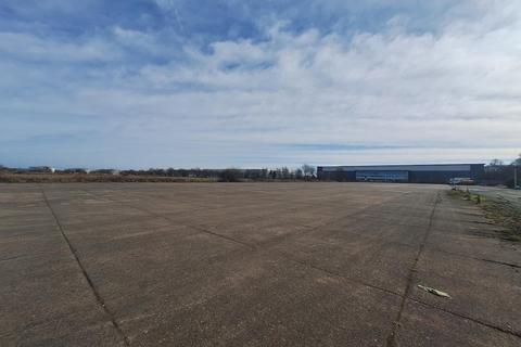 Storage to rent - Hooton, Ellesmere Port CH65