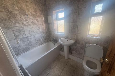 undefined, Mead Crescent, Newcastle upon Tyne NE12