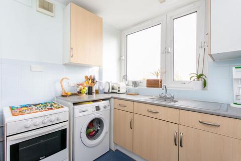 1 bedroom flat for sale, Mayville Estate, Conrad House Mayville Estate, N16