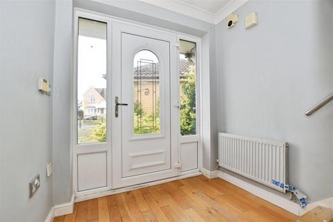 6 Brecon Drive, Kingswood, Hull, HU7 3JB