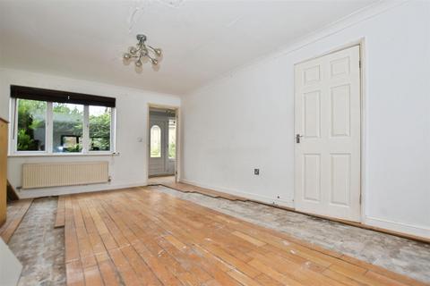 6 Brecon Drive, Kingswood, Hull, HU7 3JB