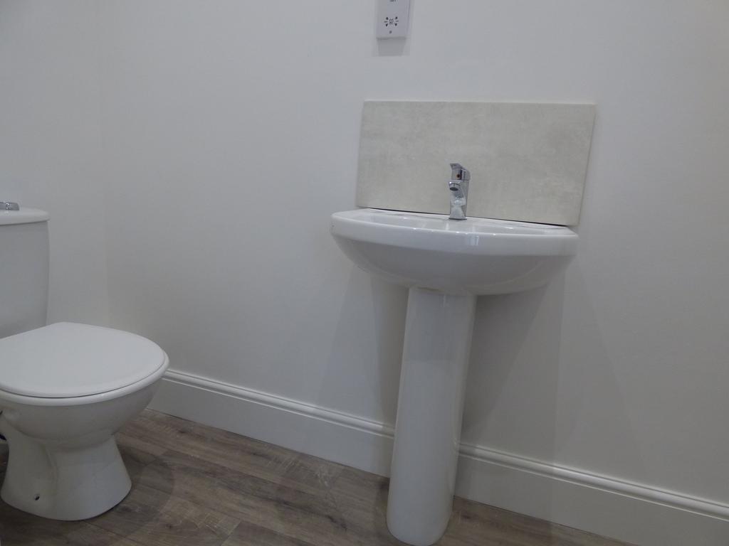 Shower room (2)