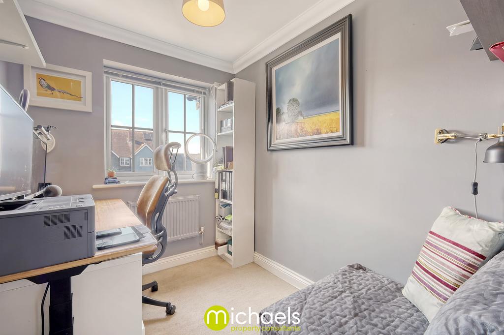 Bedroom / Home Office