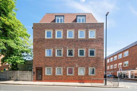 2 bedroom flat for sale, Belair Court, 144 High Street, Edgware
