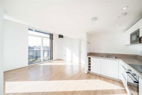 2 bedroom flat to rent, Milles Square, London SW9