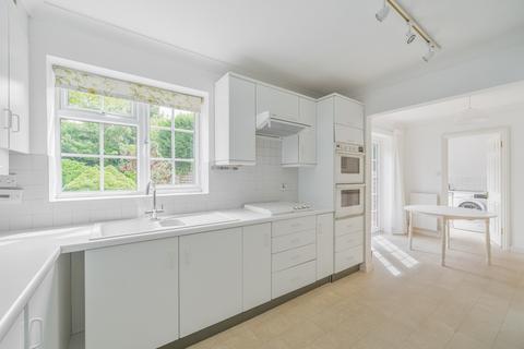 undefined, Bramble Rise, Cobham, KT11