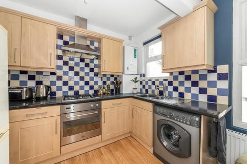 2 bedroom flat for sale, Norwood Road, Herne Hill, London, SE24