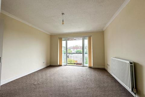 1 bedroom flat for sale, Gorelangton Court, Bristol BS4