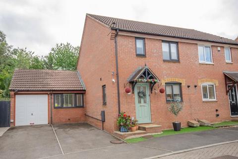 4 bedroom semi-detached house for sale