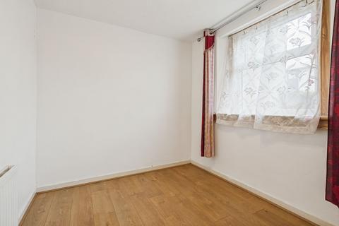 45 Gracemount Drive, Edinburgh, EH16 6EZ