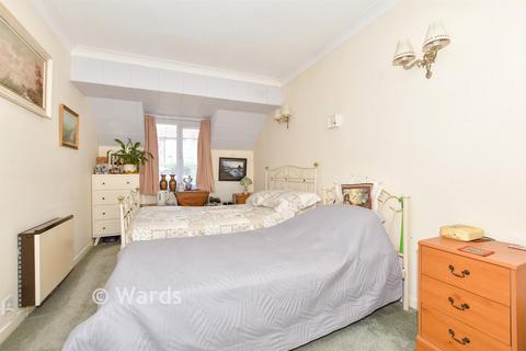 1 bedroom flat for sale, Bartholomew Street, Hythe, Kent