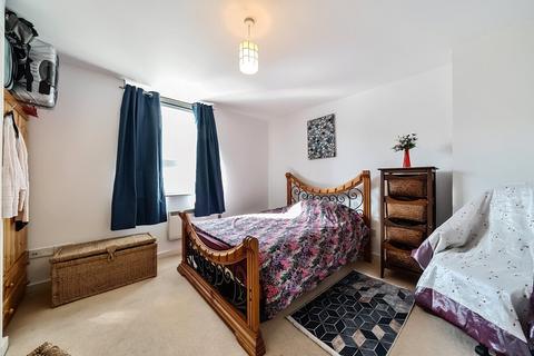 1 bedroom apartment for sale, New Park Road, London