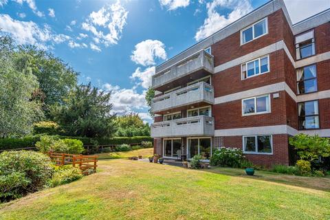 undefined, 6 Eynsham Court, Clifton Road, Stockwell End, Wolverhampton, WV6 9AR