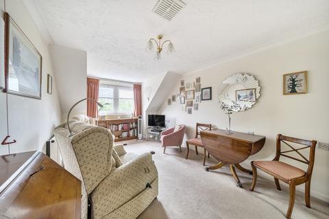 1 bedroom apartment for sale, Wood Lane, Ruislip