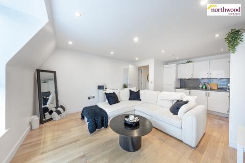 1 bedroom flat for sale, Aldenham Road, Bushey, WD19