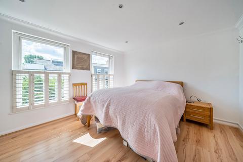 1 bedroom flat for sale, Battersea High Street, London, SW11
