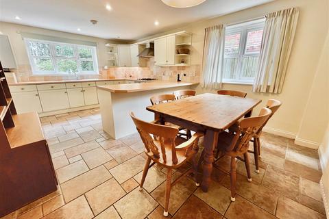 5 bedroom detached house for sale, Freshwater, Isle of Wight