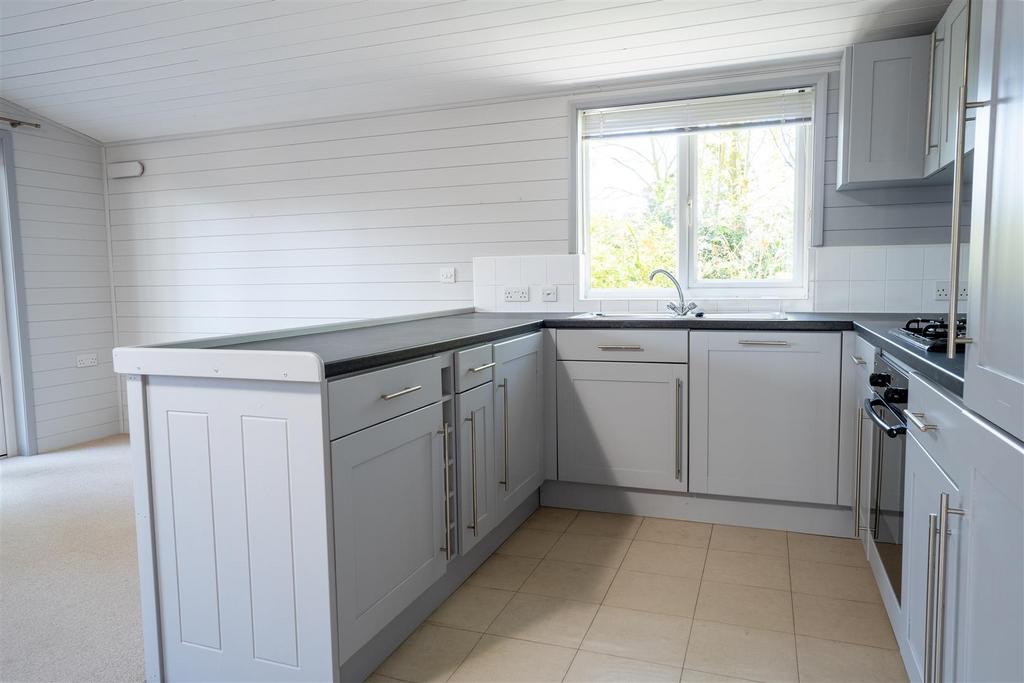 8 Marina View HQ-05.jpg