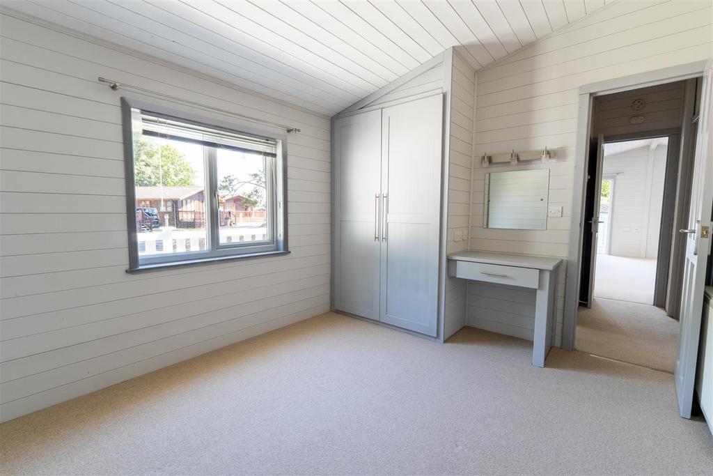 8 Marina View HQ-11.jpg