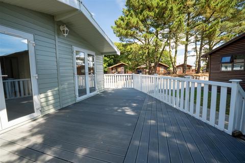 2 bedroom park home for sale, Ferry Road, Littlehampton