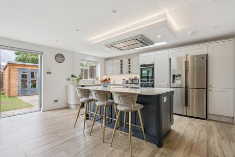 4 bedroom detached house for sale, Browning Drive, Hitchin, SG4
