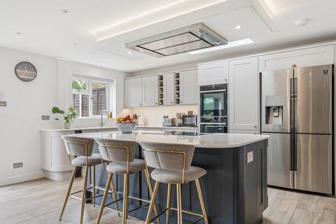 4 bedroom detached house for sale, Browning Drive, Hitchin, SG4