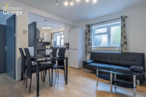 undefined, Oxford Road, Moseley, B13 8EJ