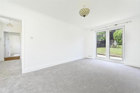 40 Chequer Lane, Ash, Canterbury, CT3 2AY