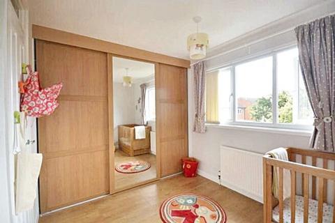 17 Clay Hill, Two Mile Ash, Milton Keynes, MK8 8AX