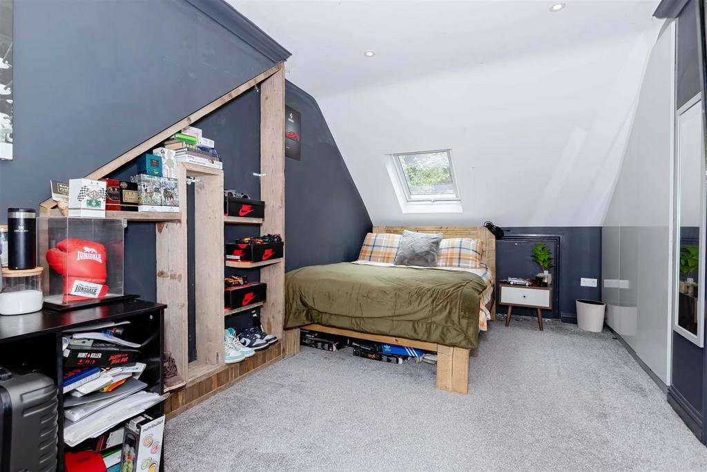Chesswood Road 12.jpg