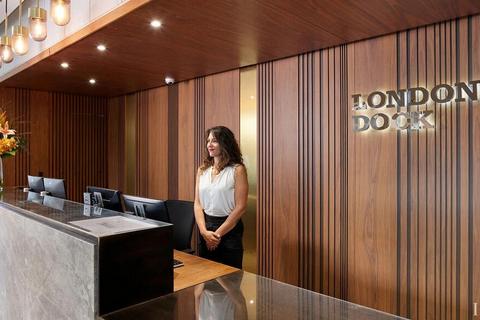 2 bedroom apartment for sale, Arrival Square, London, E1W 2