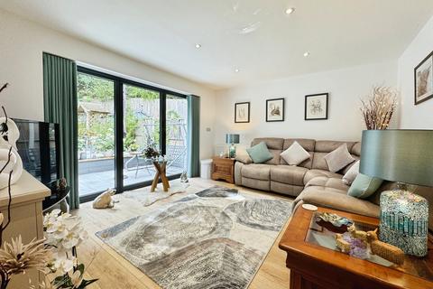 3 bedroom detached bungalow for sale, New Road, Telford TF4