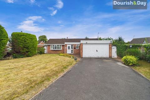 3 bedroom detached bungalow for sale, Creswell Farm Drive, Stafford ST16